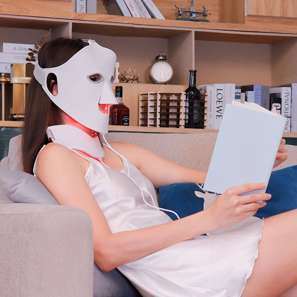 7-Color LED Light Therapy Face Mask — Red Light Skin Care Treatment